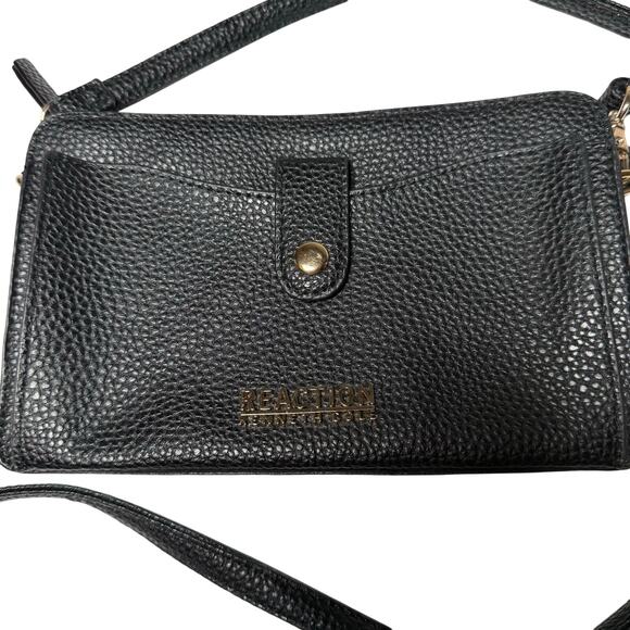 Kenneth Cole Reaction Black Pebbled Faux Leather Crossbody Bag Wristlet Wallet - Picture 2 of 11